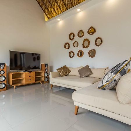 Villa Leelavadee Улувату Екстер'єр фото